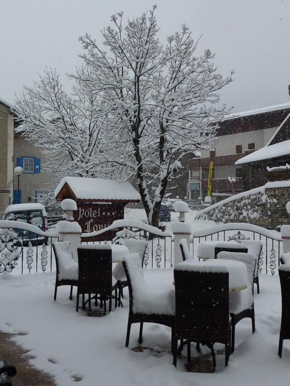 Hotel Laurino Pozza di Fassa Exterior foto