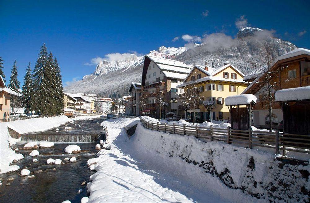 Hotel Laurino Pozza di Fassa Exterior foto