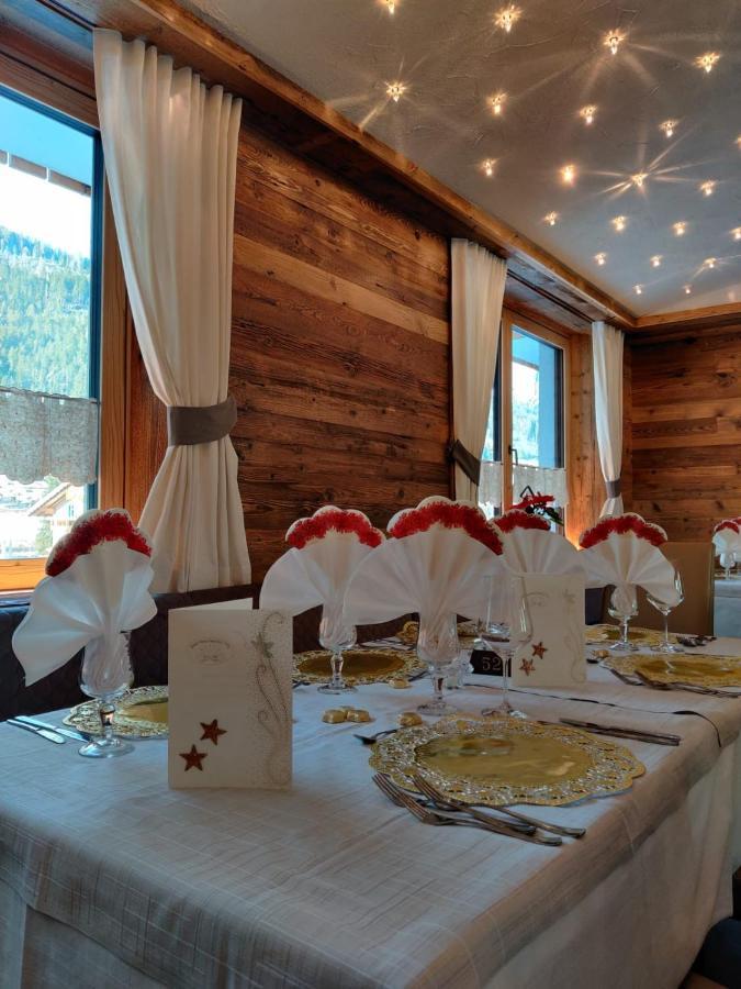 Hotel Laurino Pozza di Fassa Exterior foto